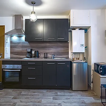 Ferienwohnung Le Cosy Pasteur 5 Min Hypercentre Parking Public Gratuit A Proximite Troyes Exterior foto