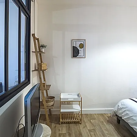 Ferienwohnung Le Cosy Pasteur 5 Min Hypercentre Parking Public Gratuit A Proximite Troyes Exterior foto
